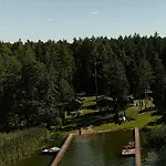 Resort-15m Od Brzegu,prywatna Plaza,widok Na Jezioro,wi-fi Makosieje