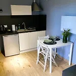 Orman Evi Resort-15m Od Brzegu,prywatna Plaza,widok Na Jezioro,wi-fi Makosieje