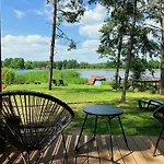 Resort-15m Od Brzegu,prywatna Plaza,widok Na Jezioro,wi-fi