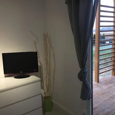 Alojamento de Turismo Selvagem Resort-bon Turystyczny,15m Od Brzegu,widok Na Jezioro,ogrzewanie,wi-fi